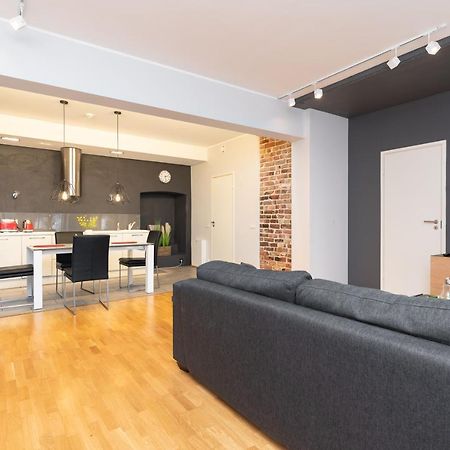 Stylish Apartment With Parking In Telliskivi Талин Екстериор снимка