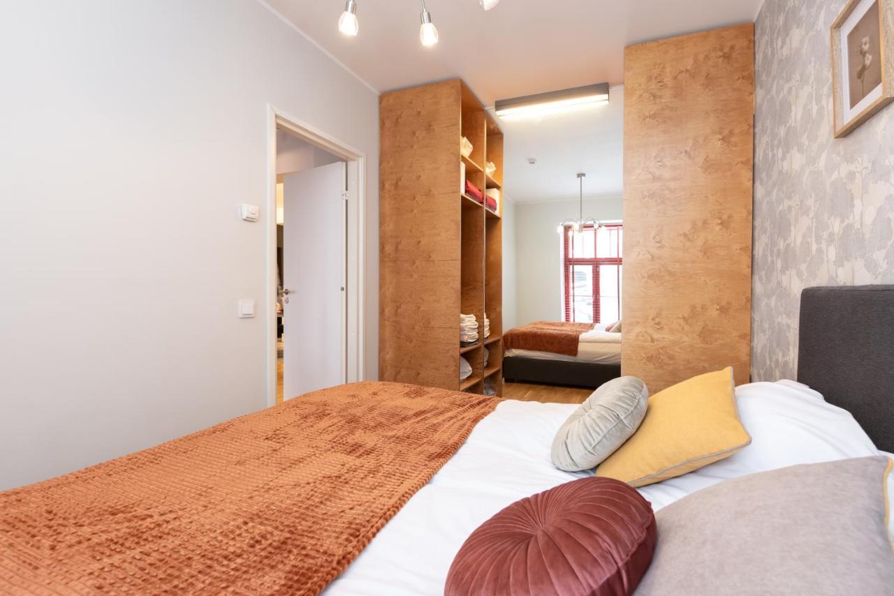 Stylish Apartment With Parking In Telliskivi Талин Екстериор снимка