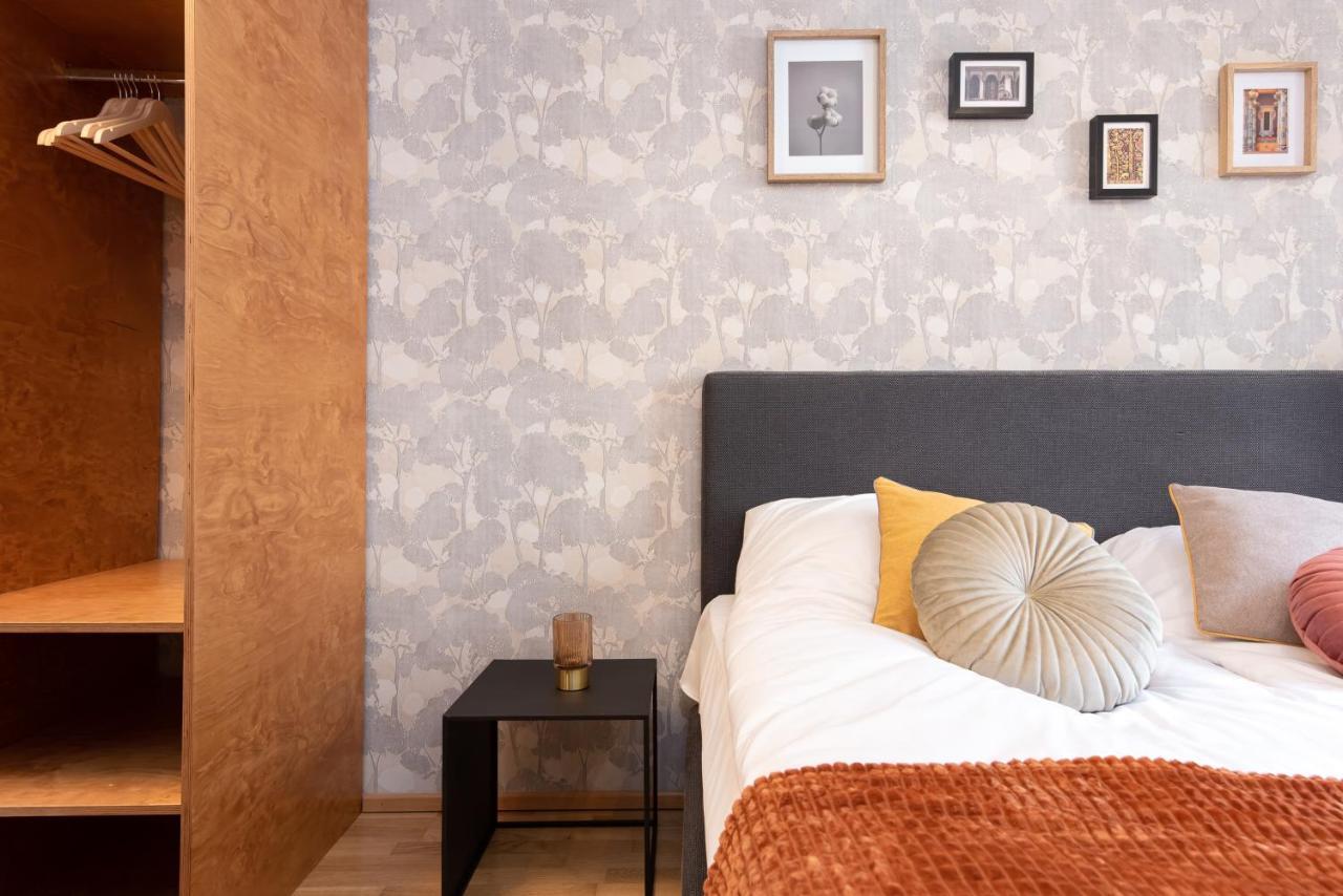 Stylish Apartment With Parking In Telliskivi Талин Екстериор снимка