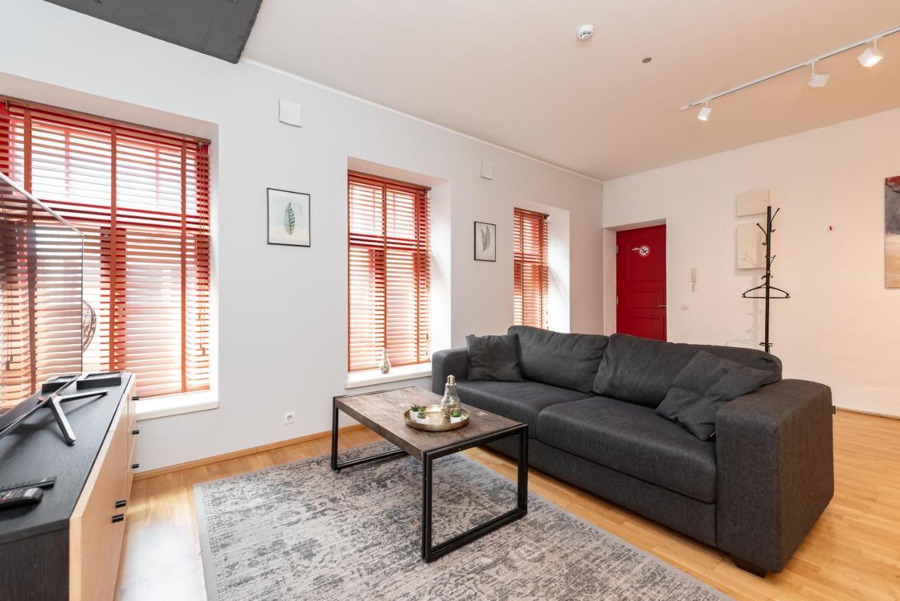 Stylish Apartment With Parking In Telliskivi Талин Екстериор снимка