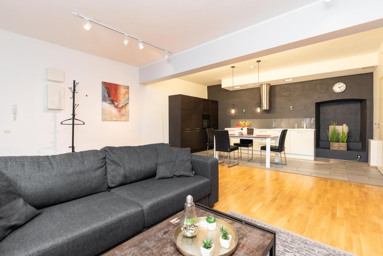 Stylish Apartment With Parking In Telliskivi Талин Екстериор снимка